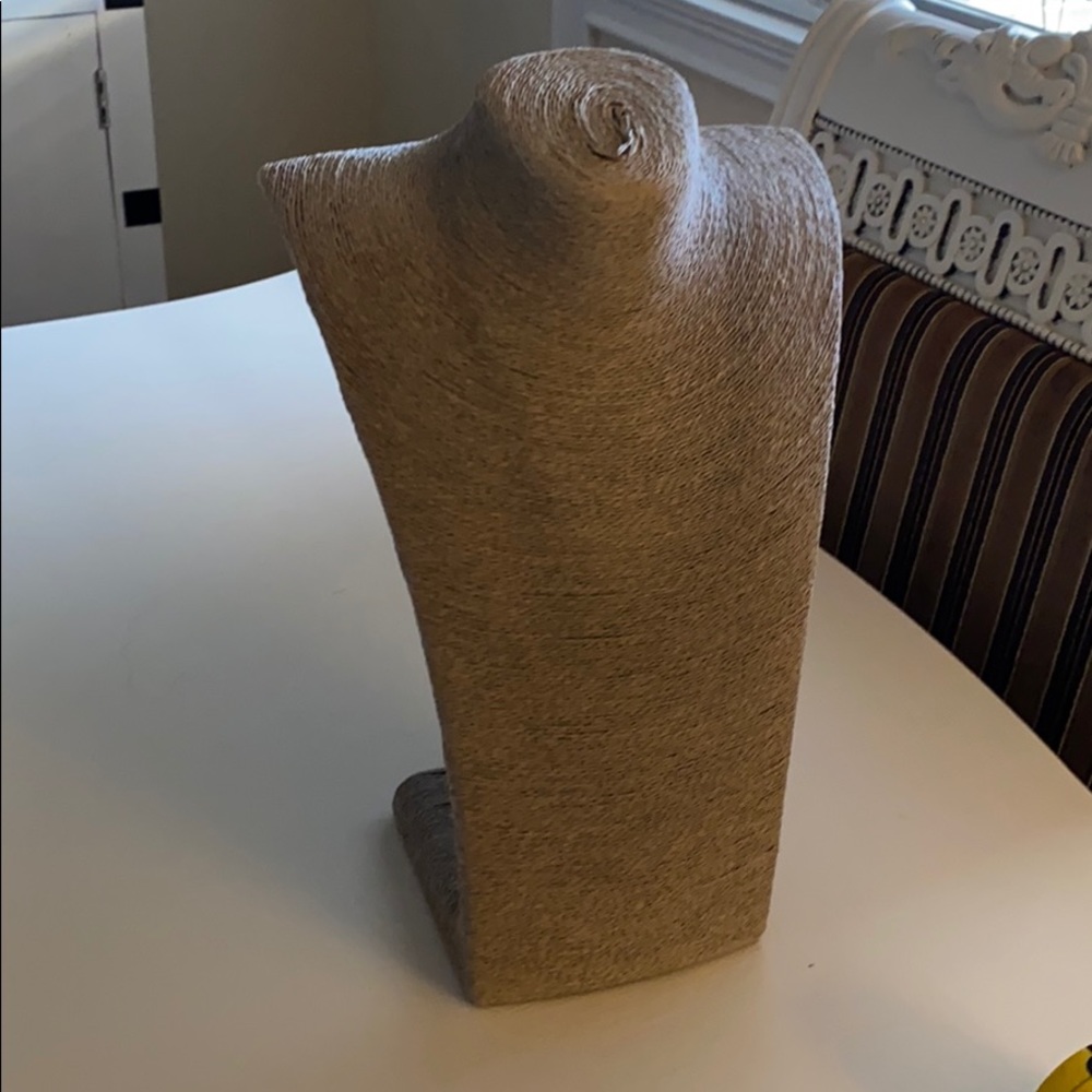 Necklace display mannequin 15L x 8 W